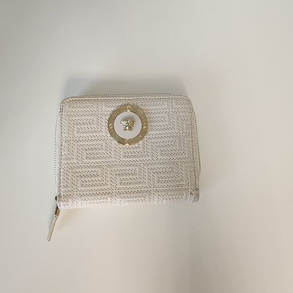 Authentic VERSACE Bi-fold La Medusa Wallet - Picture 3 of 7